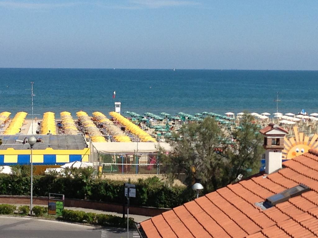 Hotel Ondina E Milazzo Cervia Exteriör bild